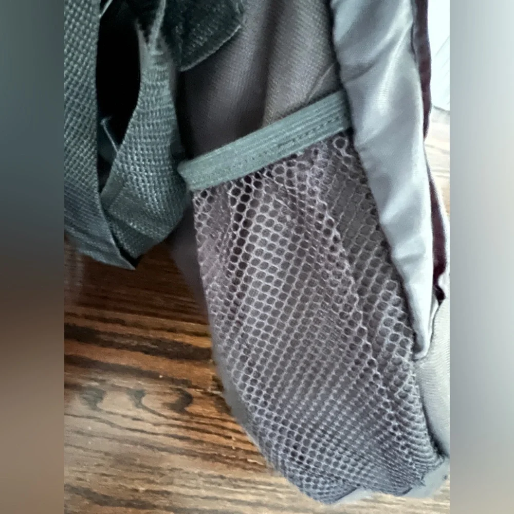 Leeds Bolt Urban Messenger Bag black Engie Unisex nWOT canvas